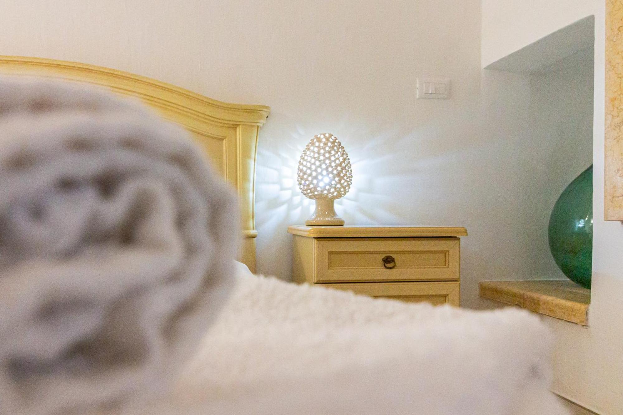 Iremia B&B Racale Bagian luar foto